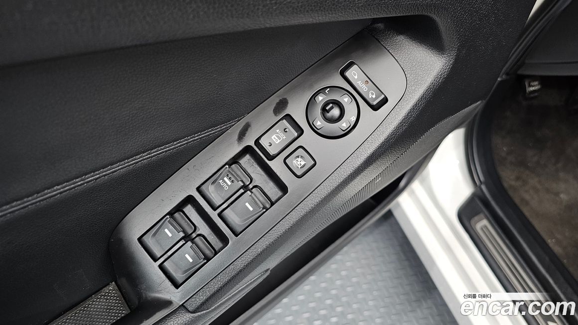 Kia K7 2011
