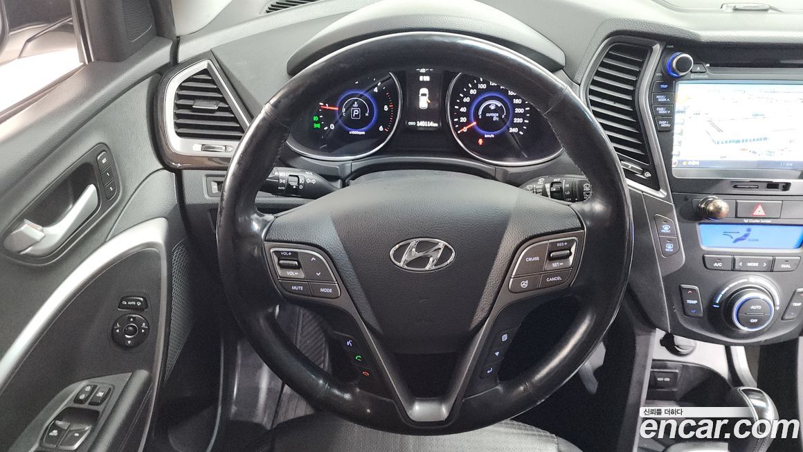 Hyundai Santafe 2015