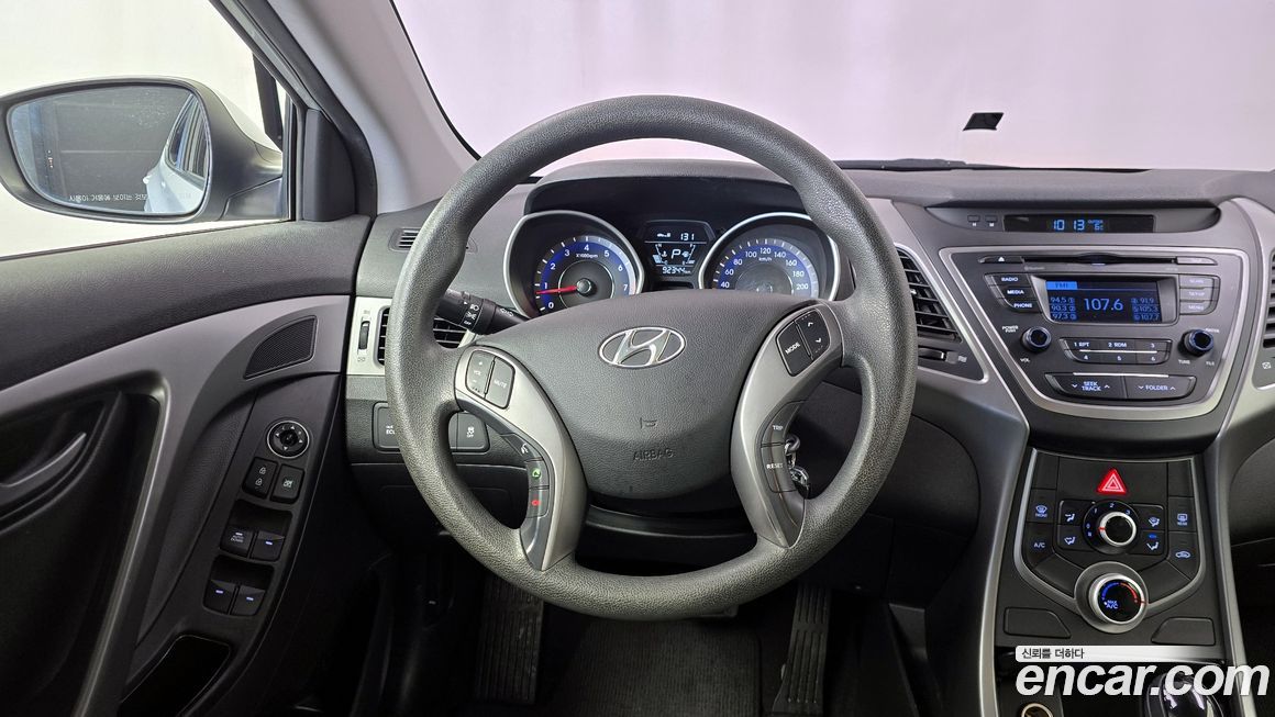 Hyundai AVANTE 2015