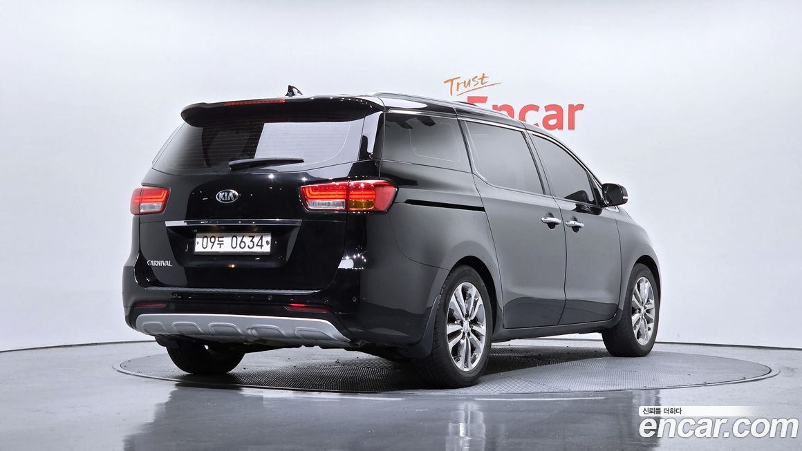 Kia Canival 2016