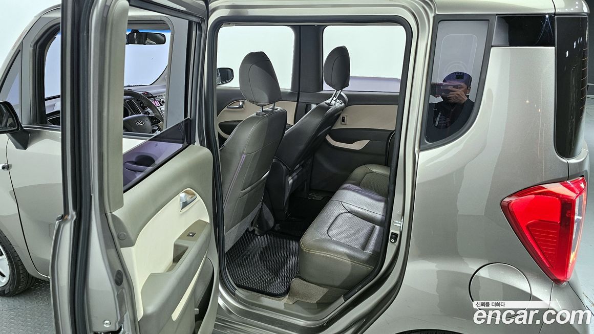 Kia RAY 2012
