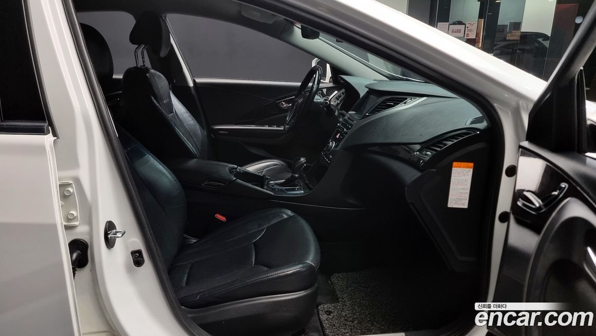 Hyundai Grandeur 2016