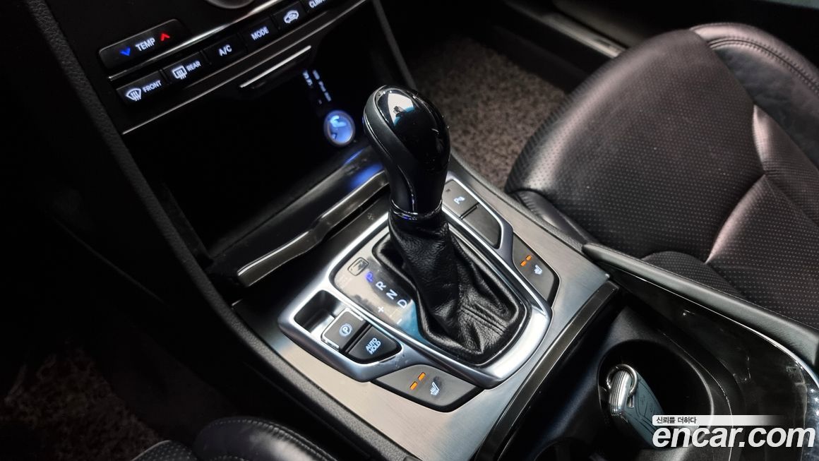 Hyundai Grandeur 2016