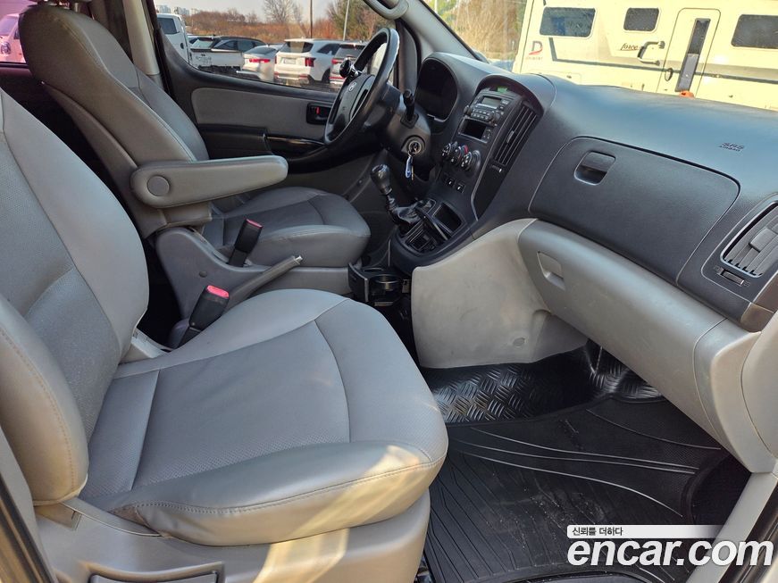 Hyundai Starex 2015