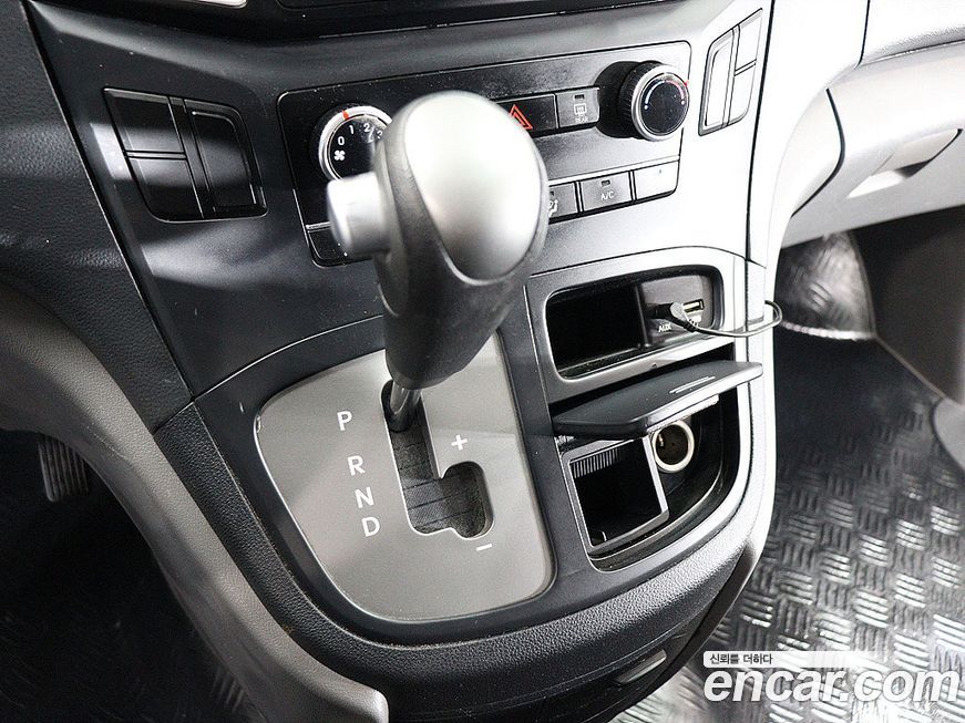 Hyundai Starex 2018