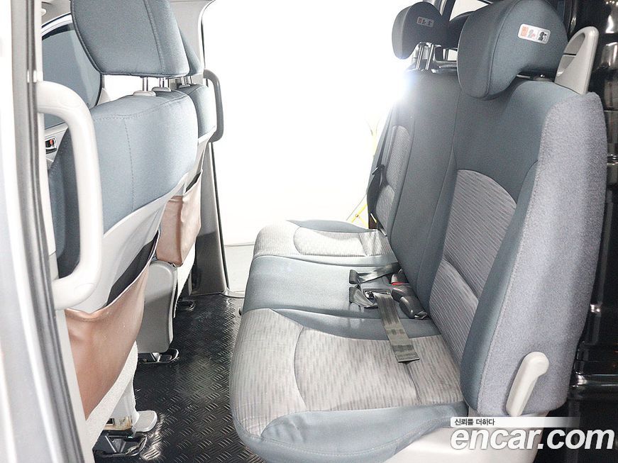 Hyundai Starex 2018