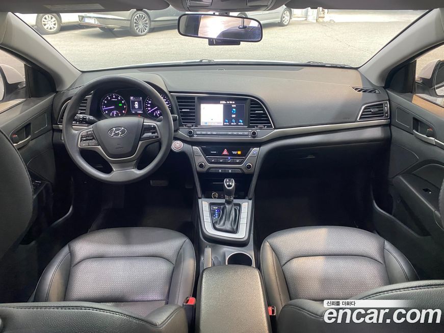 Hyundai AVANTE 2018