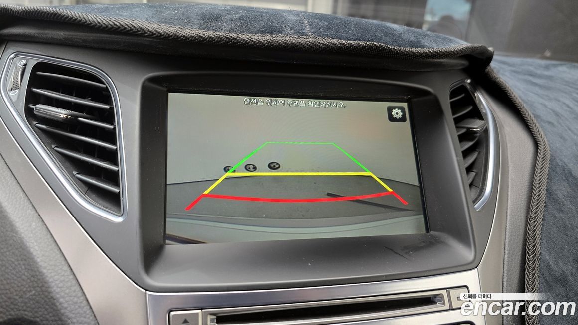 Hyundai Grandeur 2015