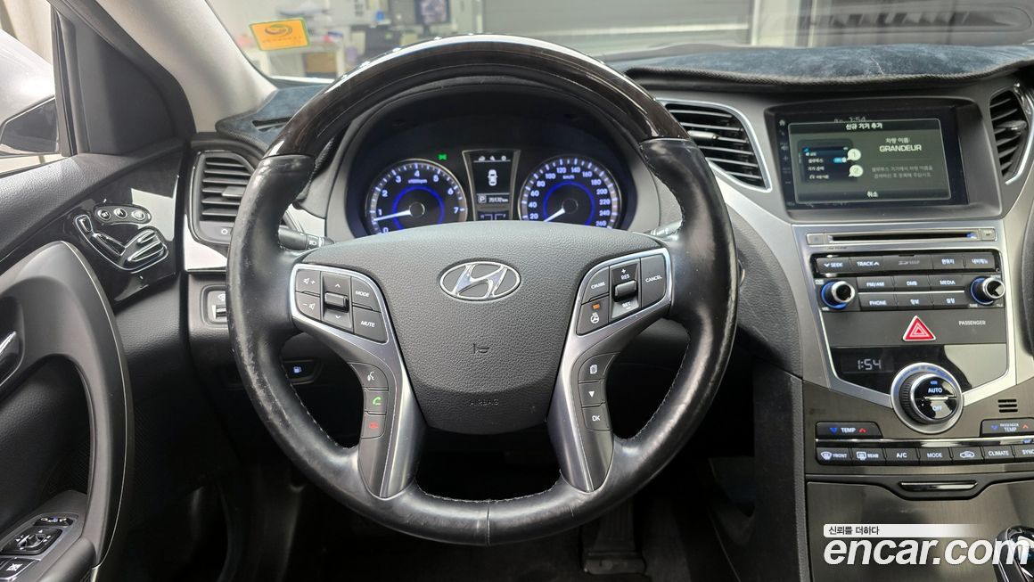 Hyundai Grandeur 2015