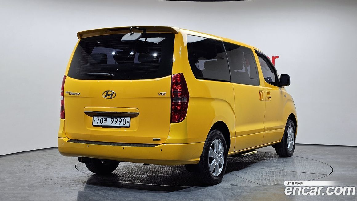 Hyundai Starex 2016