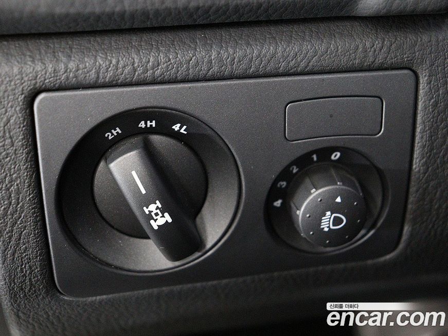 KG_Mobility_Ssangyong Rexton 2016