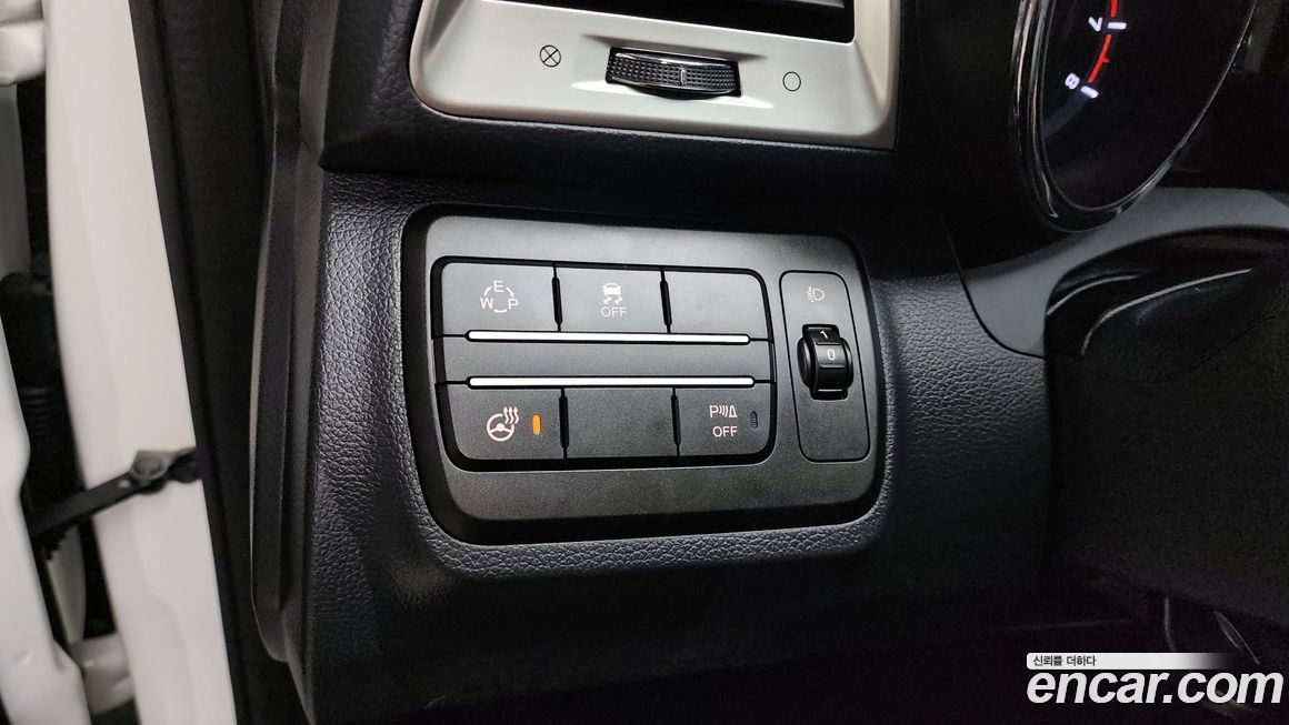 KG_Mobility_Ssangyong TIBOLI 2016