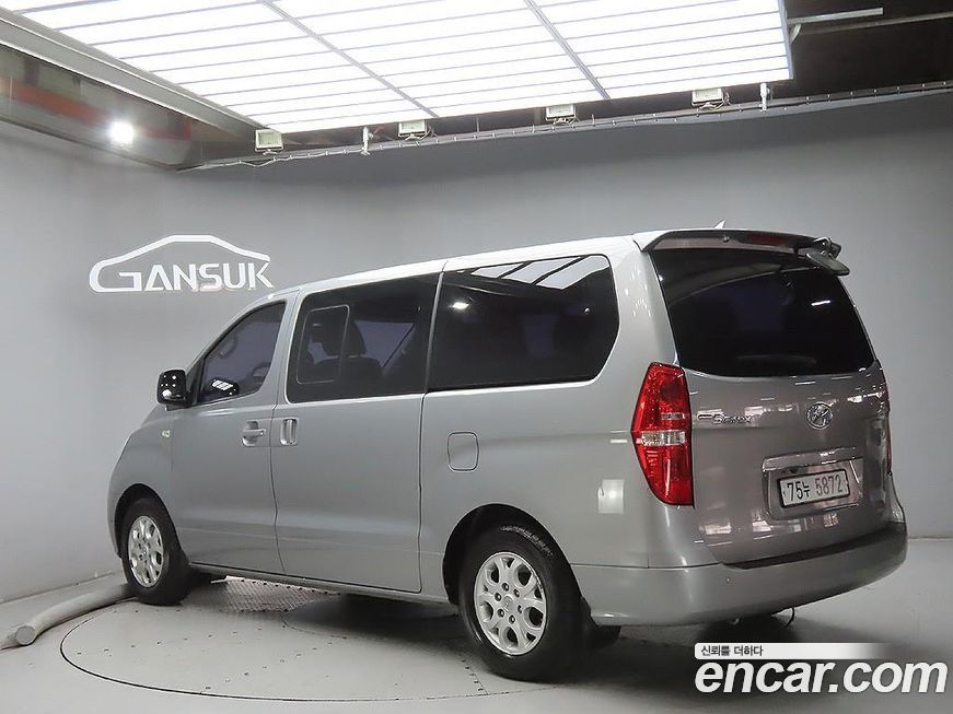 Hyundai Starex 2015