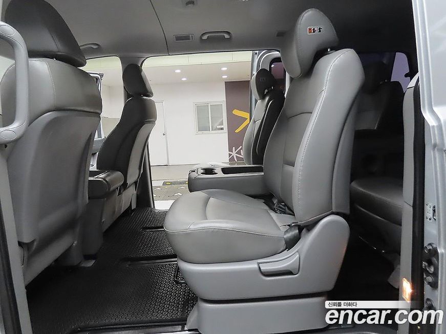 Hyundai Starex 2015