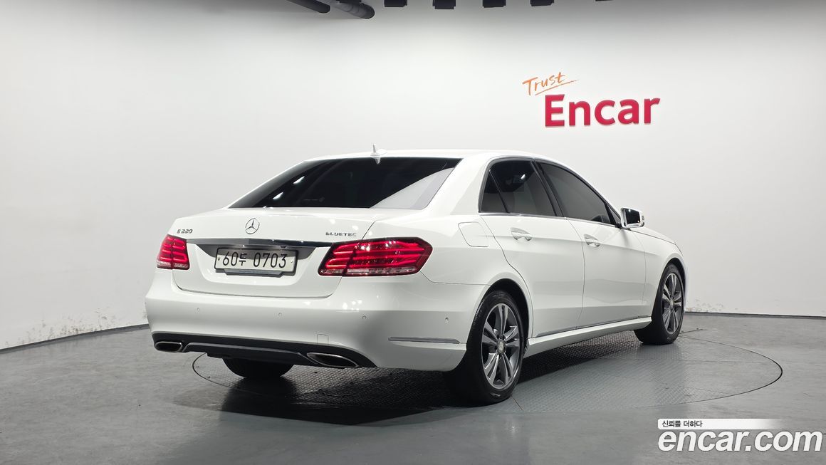 Mercedes-Benz E-Class 2016
