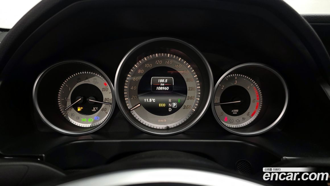 Mercedes-Benz E-Class 2016