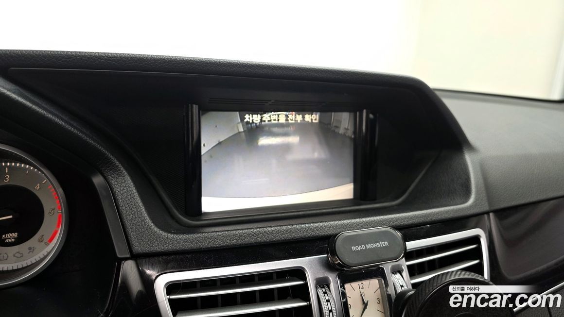 Mercedes-Benz E-Class 2016