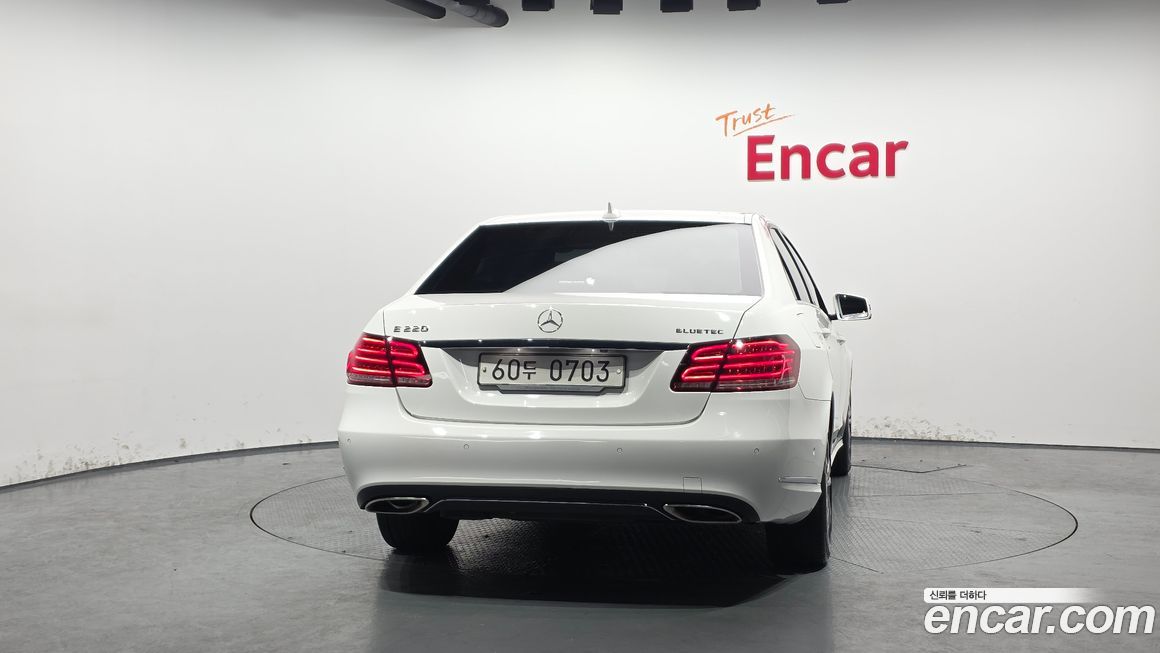 Mercedes-Benz E-Class 2016