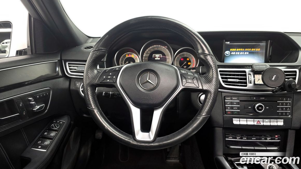 Mercedes-Benz E-Class 2016