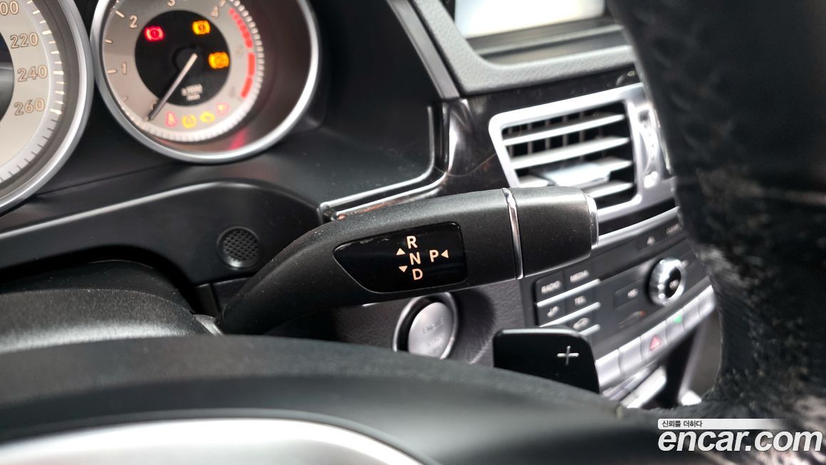 Mercedes-Benz E-Class 2016