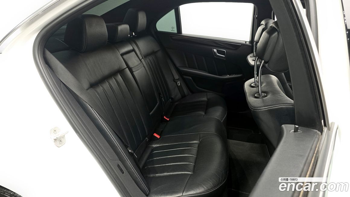 Mercedes-Benz E-Class 2016
