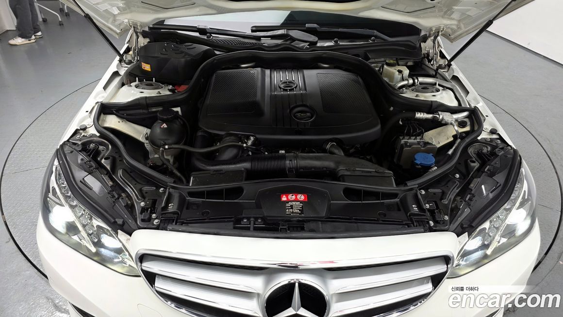 Mercedes-Benz E-Class 2016