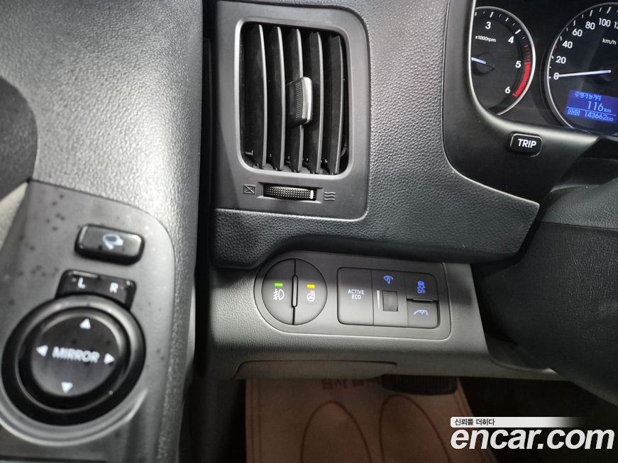 Hyundai Starex 2021