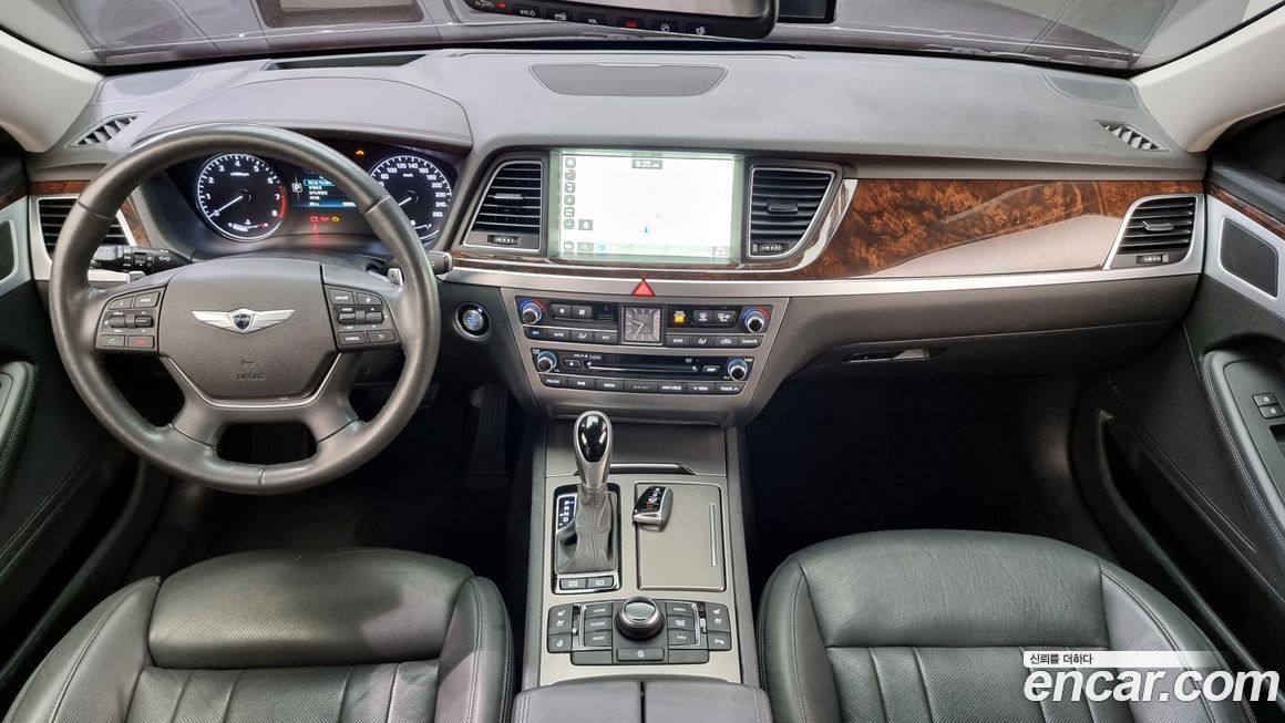 Hyundai Genesis 2016