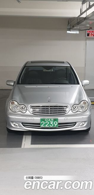 Mercedes-Benz C-Class 2006