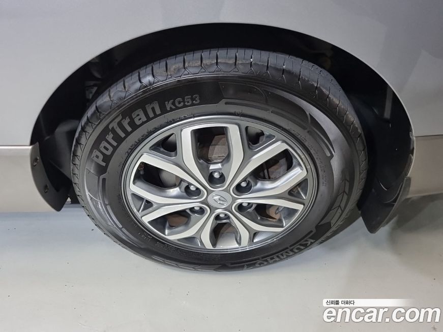 Hyundai Starex 2017