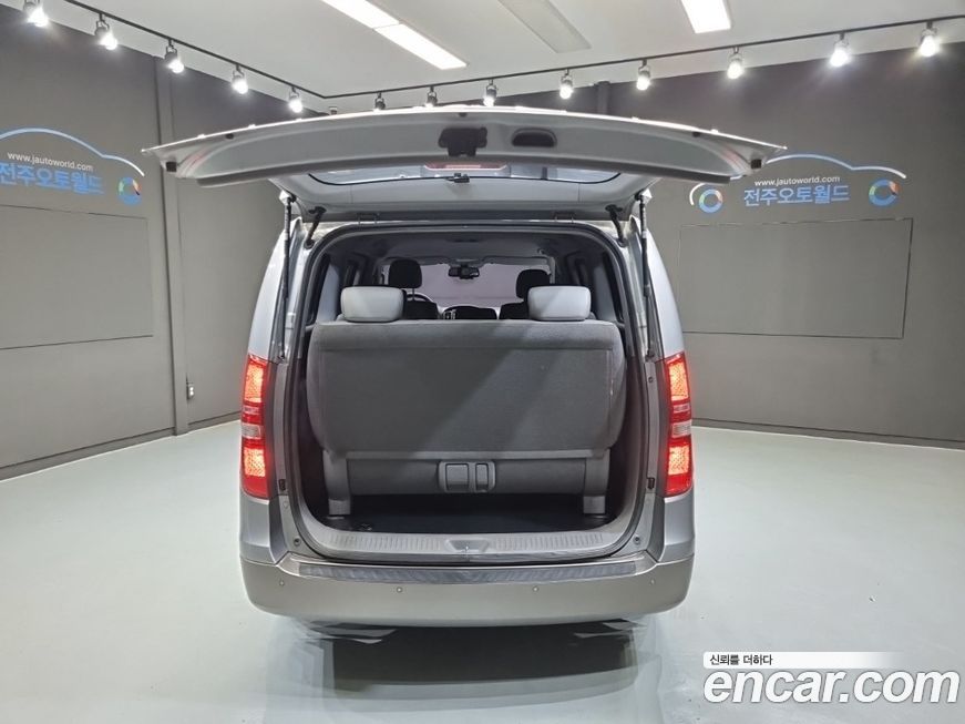 Hyundai Starex 2017
