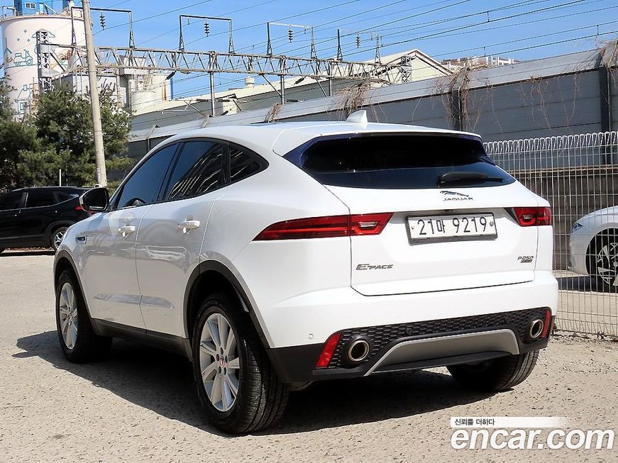 Jaguar E-PACE 2018