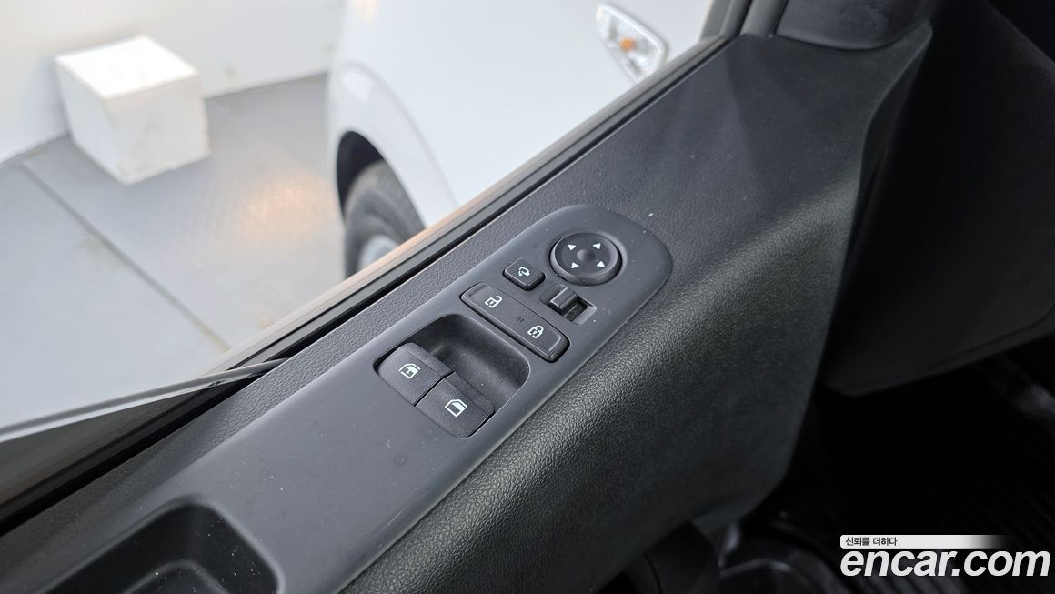 Hyundai Staria 2022