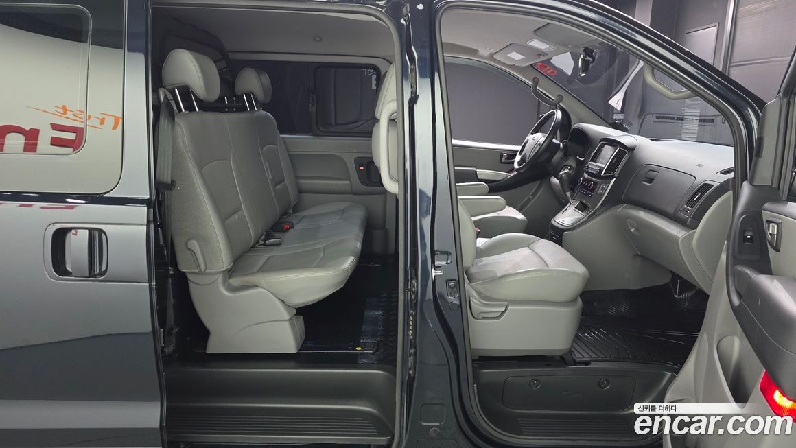 Hyundai Starex 2020