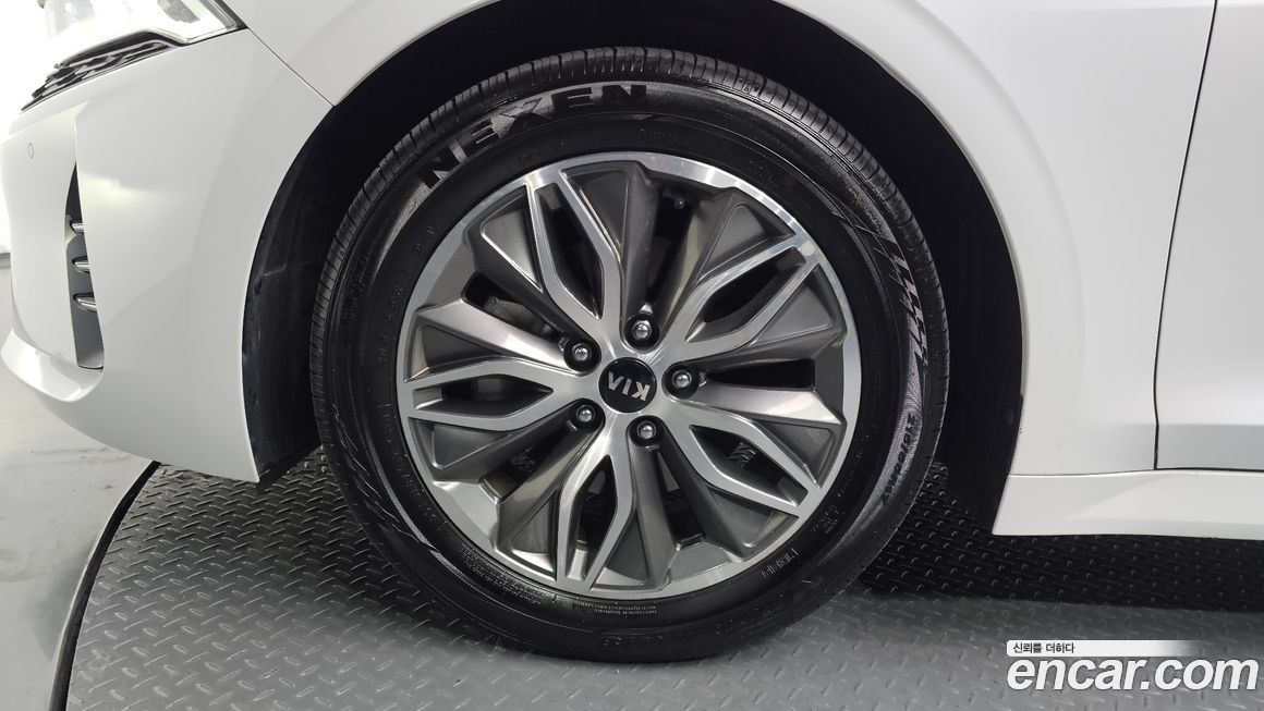 Kia K5 2021