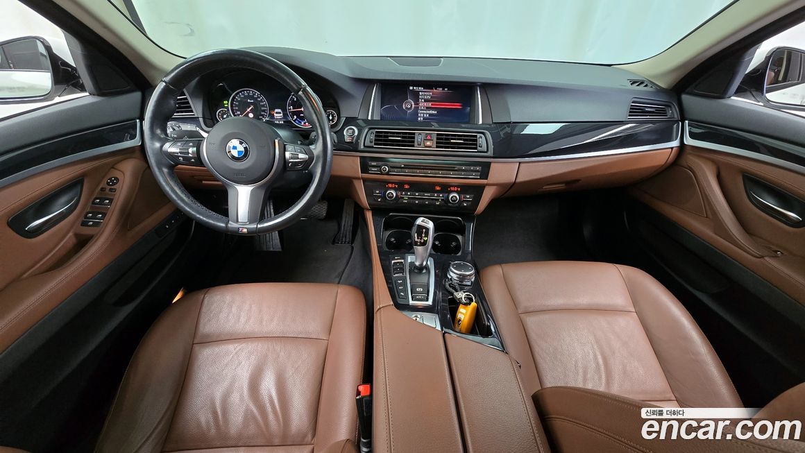 BMW 5-Series 2016