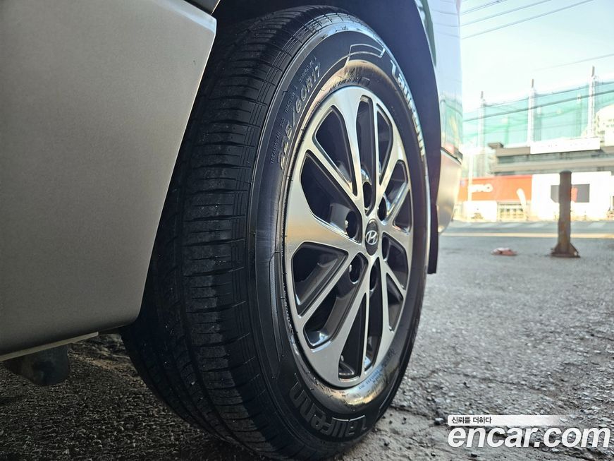 Hyundai Starex 2019