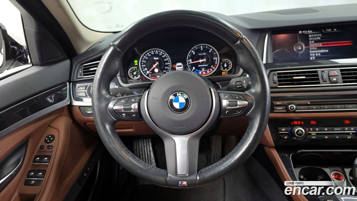 BMW 5-Series 2016