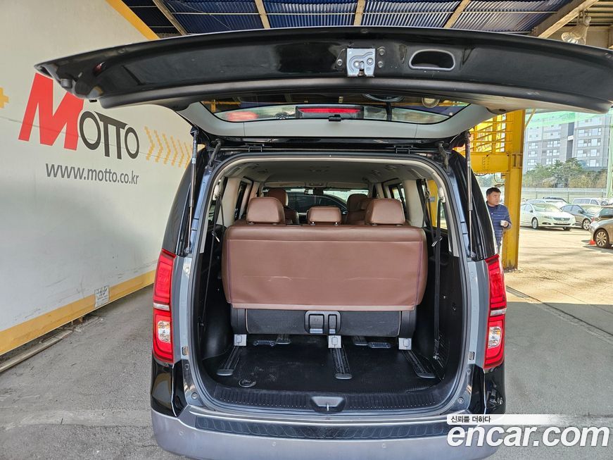 Hyundai Starex 2019