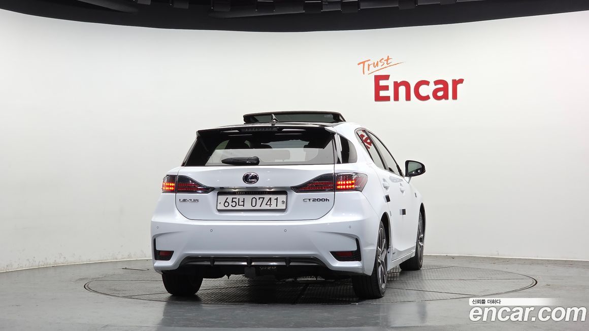 Lexus CT200h 2016