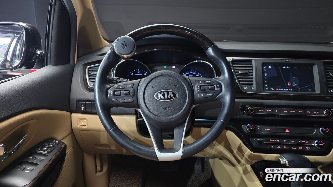 Kia Canival 2019