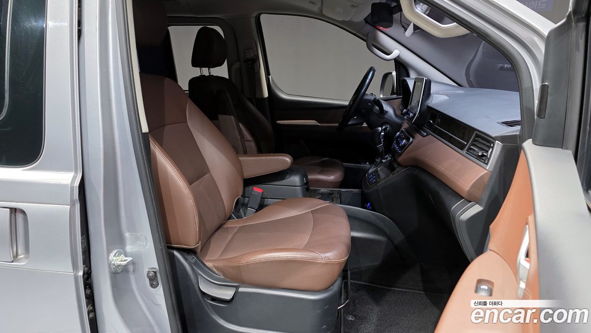 Hyundai Starex 2019
