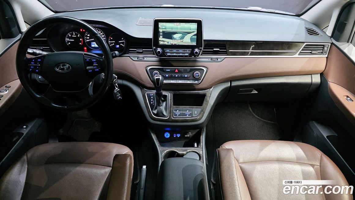 Hyundai Starex 2019