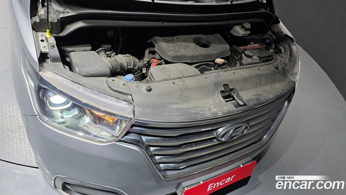 Hyundai Starex 2019