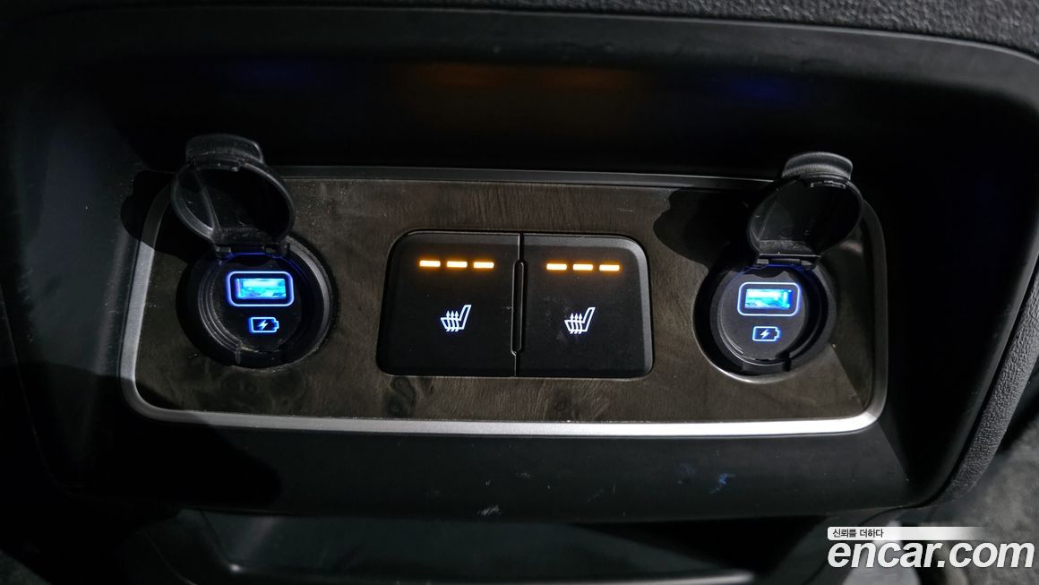 Hyundai Starex 2019