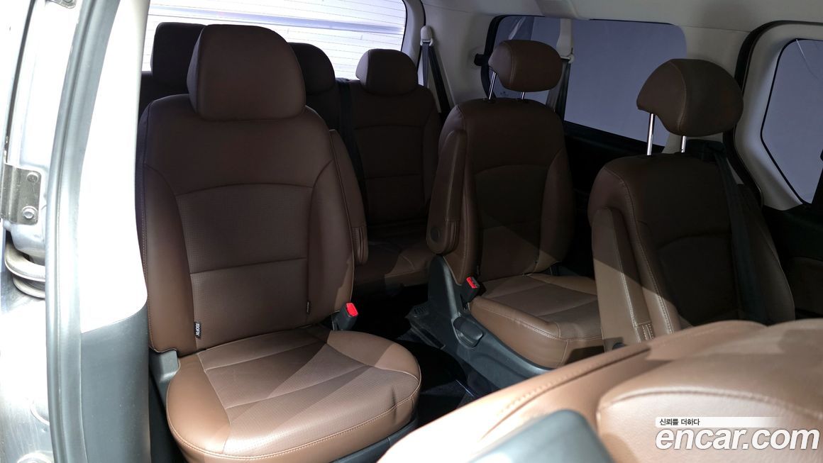 Hyundai Starex 2019