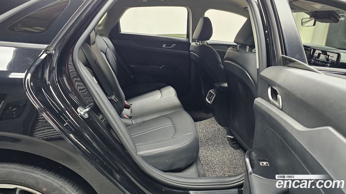 Kia K5 2021