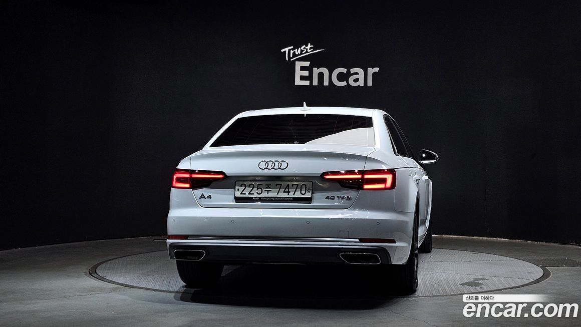 Audi A4 2019