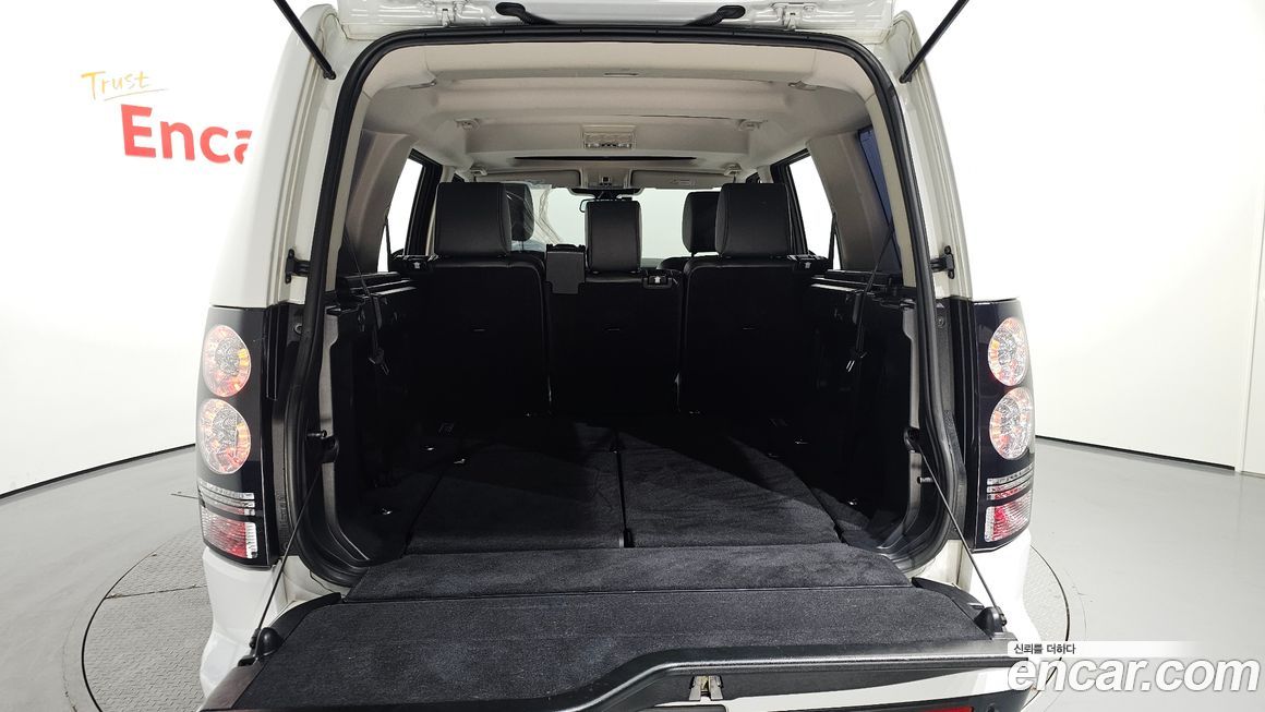 Land Rover Discovery 2016