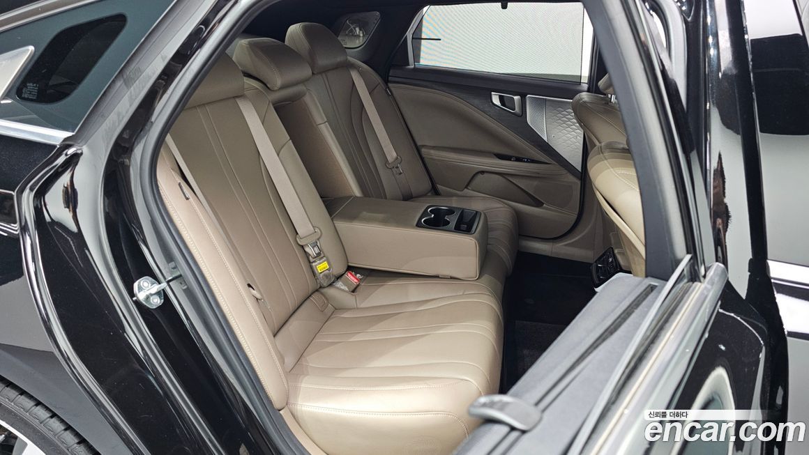Kia K8 2023